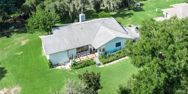 520 Lake Blue Drive