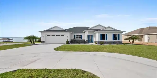542 Sunset Pointe Drive