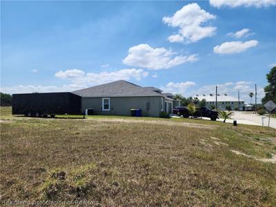 845+ Peachtree Drive