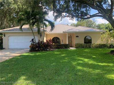 26 Meadowlake Circle S