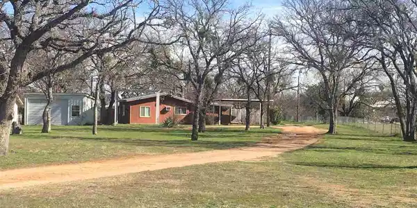 2930 Highway 261