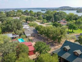 255 E Lakeshore Drive