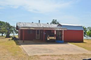 136 Oak Point