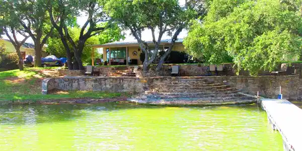 106 Live Oak