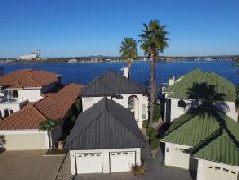 1306 The Cape