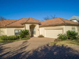 3607 Douglas