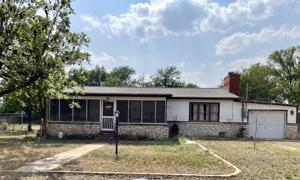 105 N Greenwood
