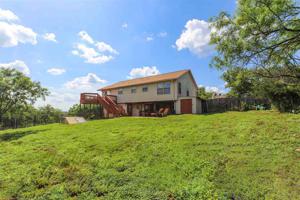 103 E Blue Rock