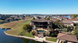 327 Clearwater Drive