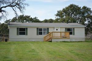 150 Lazy Oaks Lane