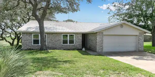 1710 County Road 128