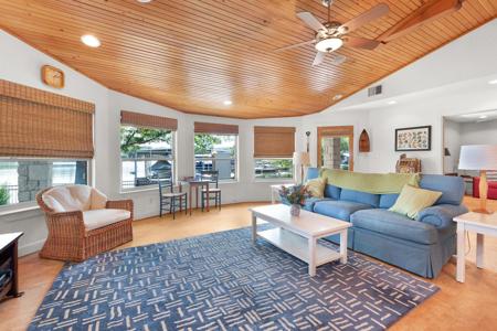 414 Island Lodges Drive