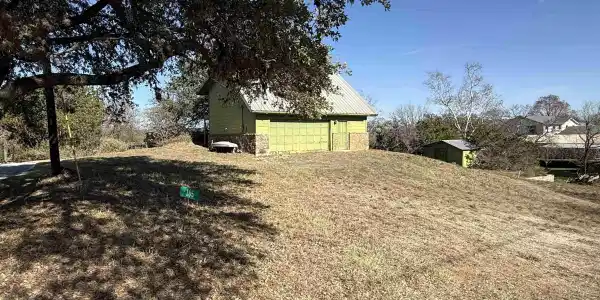 185 Roadrunner Lane