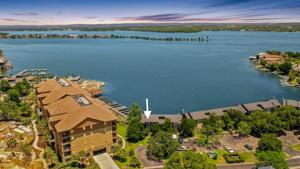 102 Island Dr #A