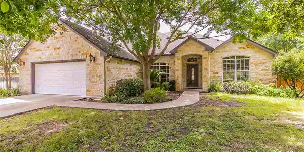 141 Broadmoor