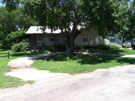 1101 Lakeshore Loop