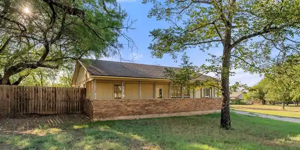 848 Pecan Lane