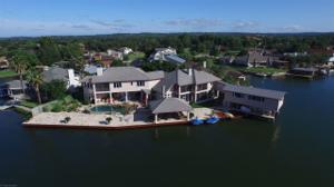423 Oak Rock Point