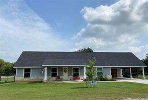 426 Oak Dr