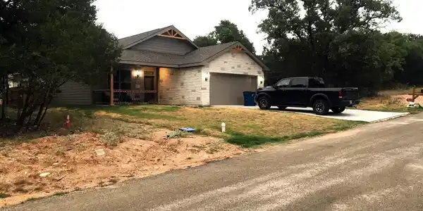 751 MAGNOLIA Lane