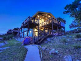 1532 Hill Circle South Drive