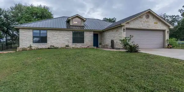 106 Oleander Drive