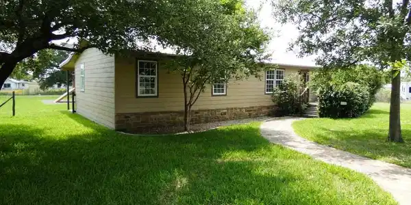 703 Roselea Drive