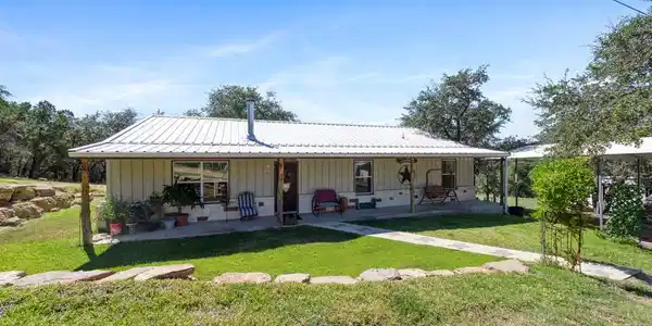 306 Cliffside Drive