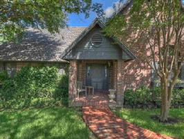 2804 PACKSADDLE DRIVE