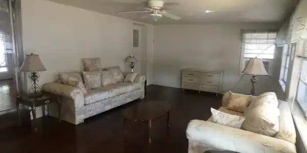 212 Rhodes End