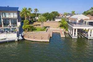 400 Lighthouse Drive