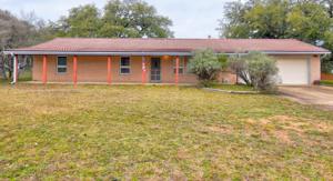 201 Oakleaf drive