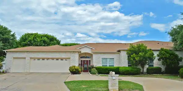 408 Olympia Fields