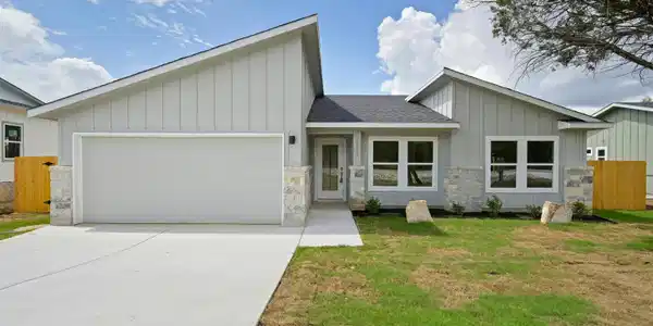 21513 Oregon Lane