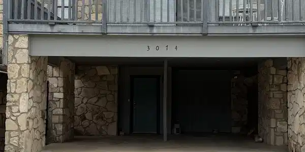 307 Crestview