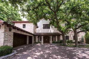 416 Lighthouse Drive