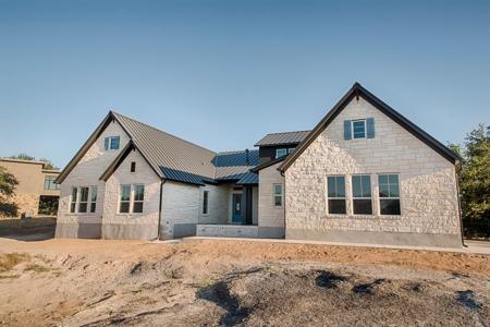 207 W Wilderness Drive