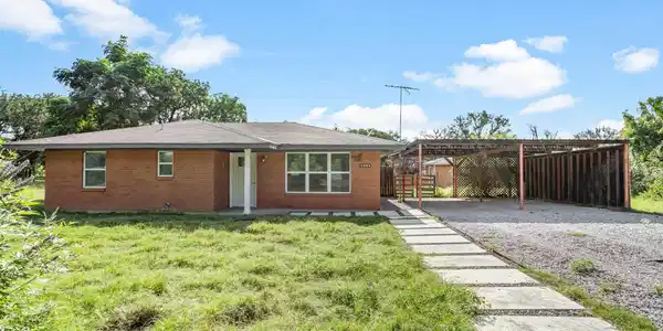 1708 Woodcrest Drive