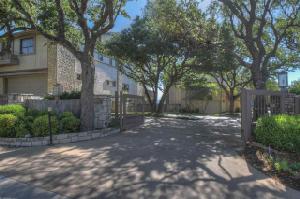 311 Island Drive #B