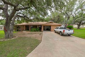 406 YUCCA Drive