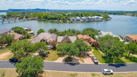 118 River Park Drive