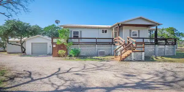 102 Debo Drive