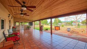 1307 Hillcrest