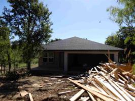 811 Pecan Ln