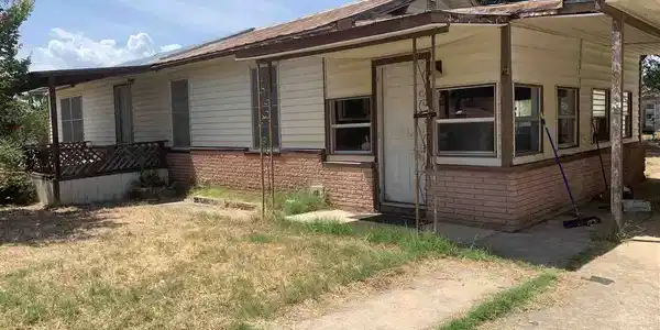 205 Post Oak Dr
