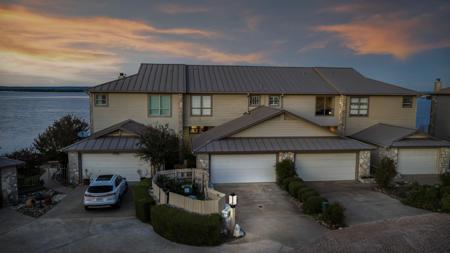 621 Horseshoe Bay Blvd N