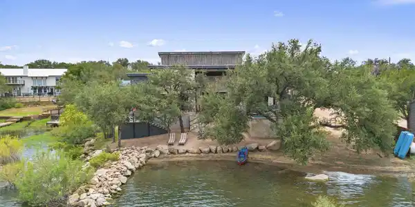 106 Laguna Lane