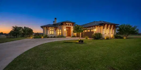 432 Sandia Loop