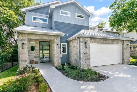 2526 River Oaks Drive