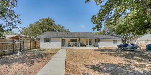 724 S Chaparral